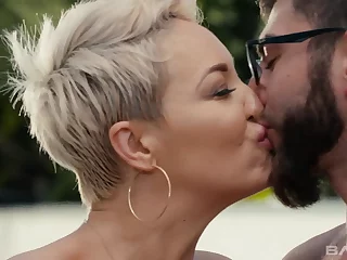 Amazing hot MILF Ryan Keely hard porn video