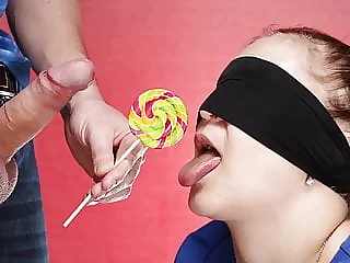 TASTE GAME – I sucked lollipops and then a surprise awaited me